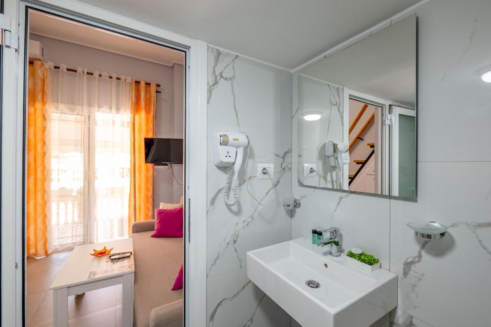 Vila Basho Sarande Ngoại thất bức ảnh