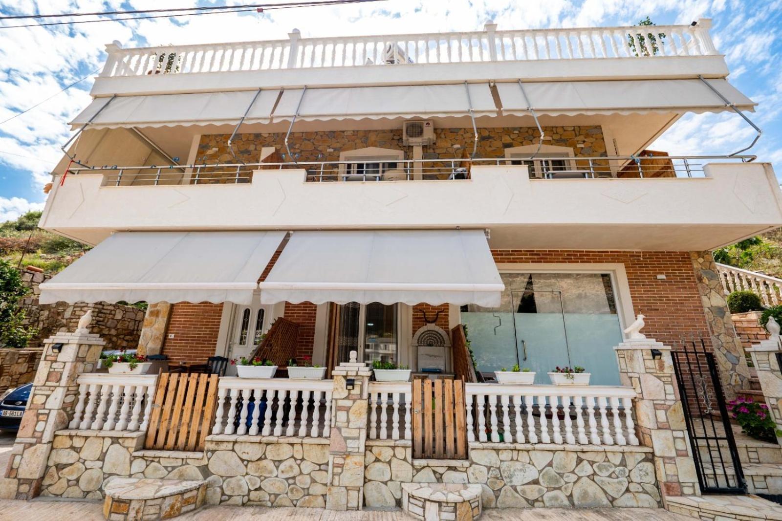 Vila Basho Sarande Ngoại thất bức ảnh