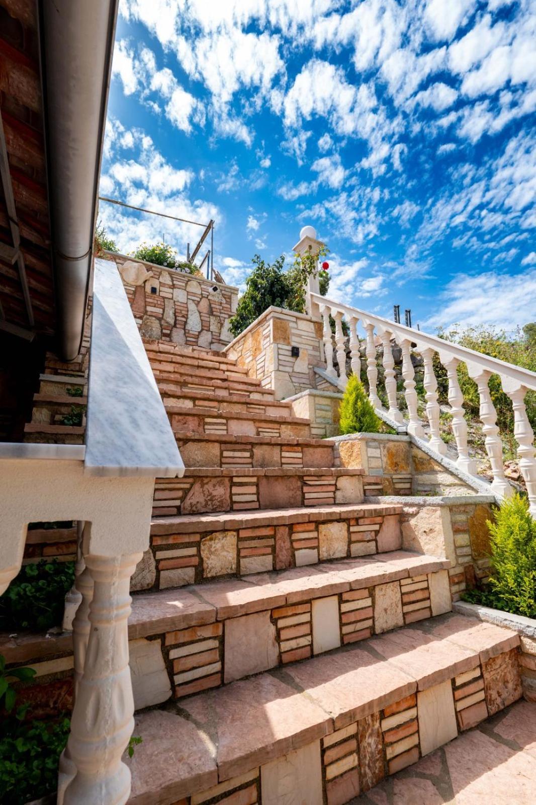 Vila Basho Sarande Ngoại thất bức ảnh